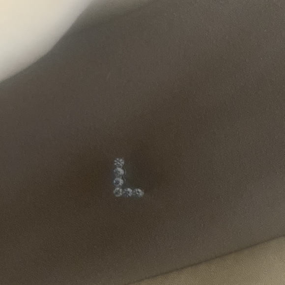 L charm - Picture 3 of 3